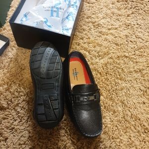 Dress shoes for boys